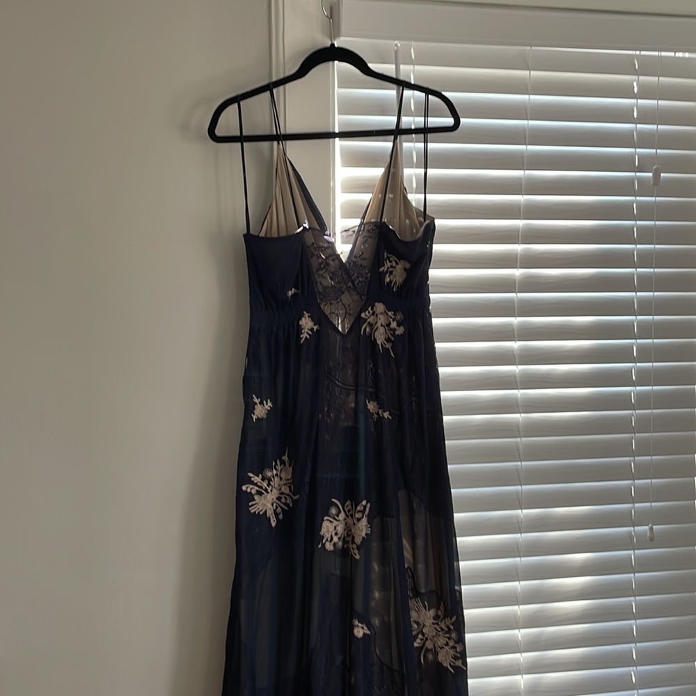 Haute Hippie In The Cards Maxi Dress size 6 - Picture 6 of 6